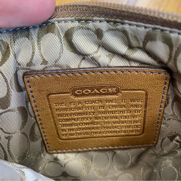 COACH Cognac Brown Smooth Natural Leather Corner Zip Wristlet NWOT - Picture 3 of 8